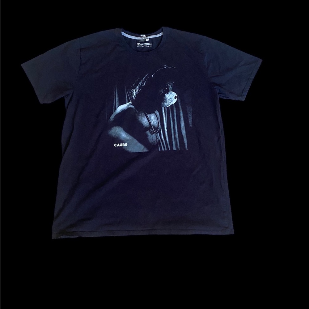 Carbs black tee